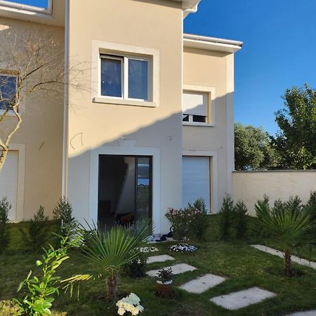 Mir Chambre 2 أتيس مو المظهر الخارجي الصورة