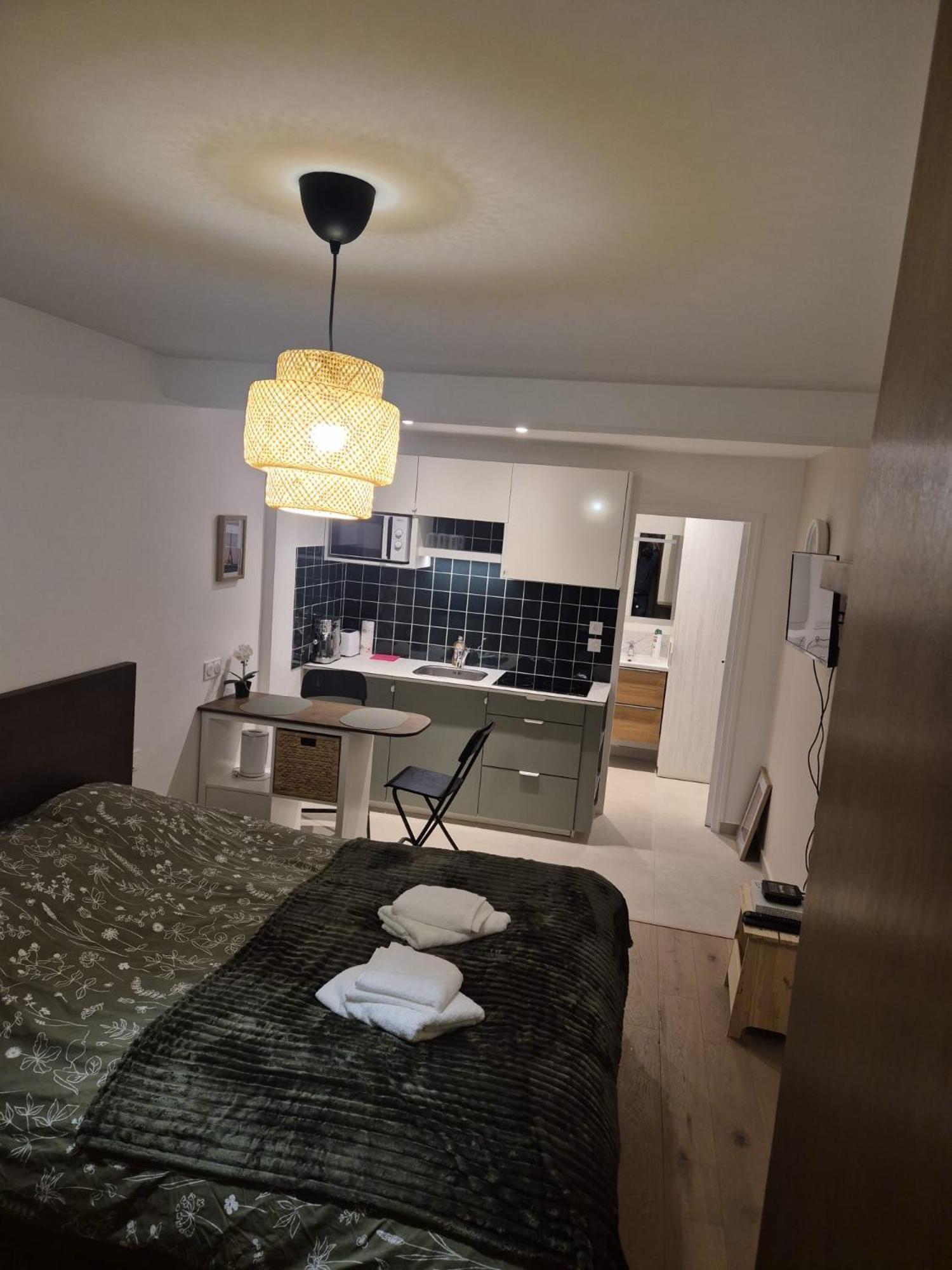 Mir Chambre 2 أتيس مو المظهر الخارجي الصورة